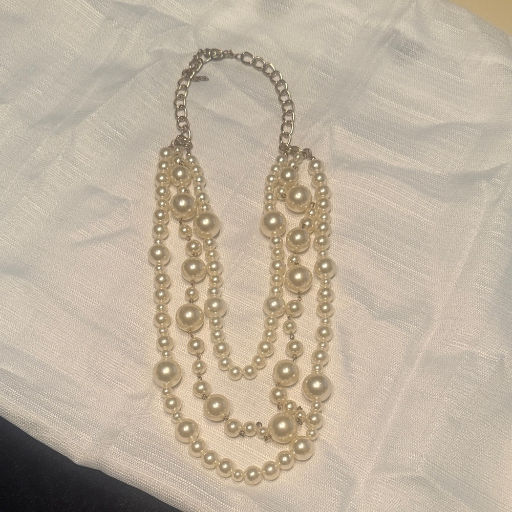 Classic Cream Pearl Necklace